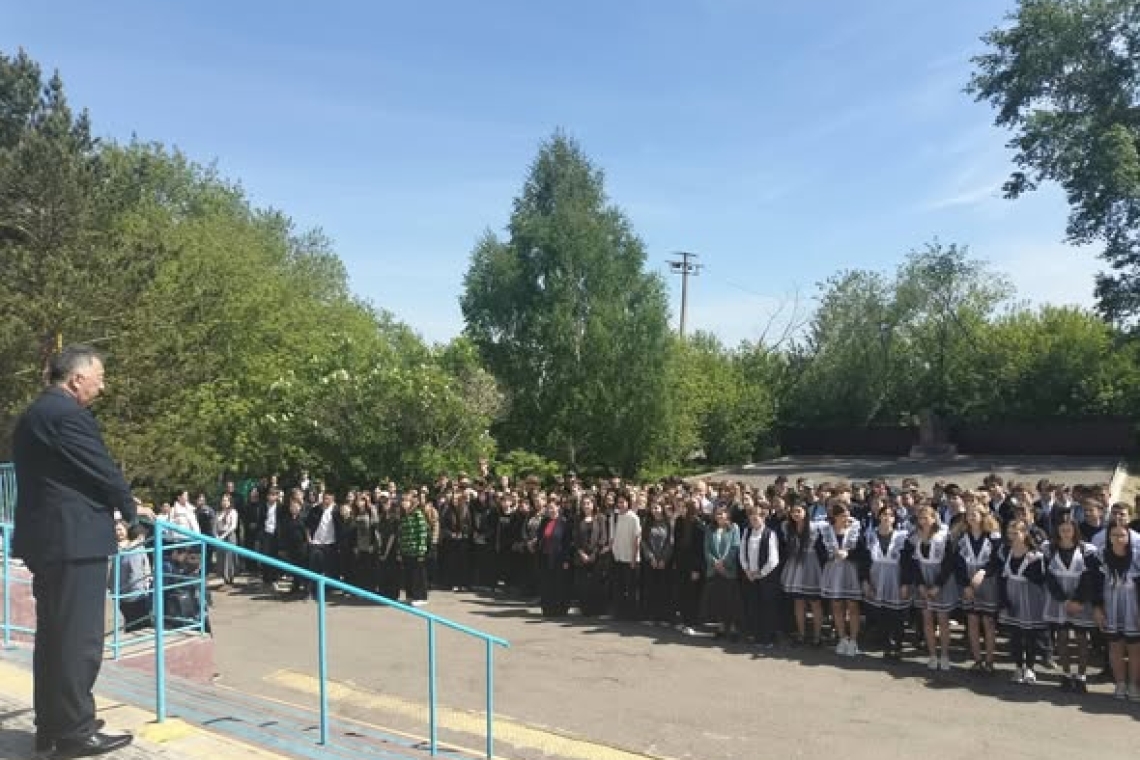 В Саумалкольской средней школе №1 прошли учебно-тренировочные занятия по эвакуации персонала и обучающихся.